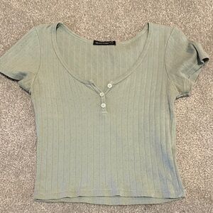 Brandy Melville Tshirt